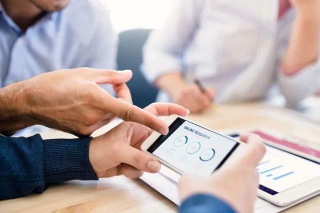 钉钉、飞书、企业微信：迥异的商业门道